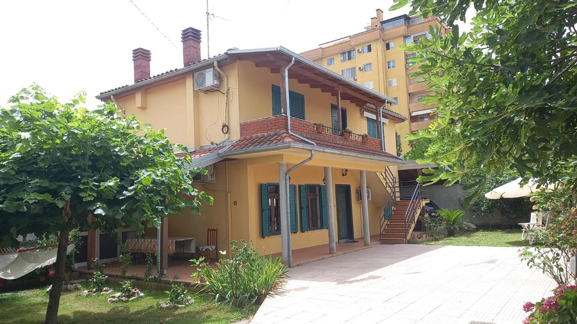 Viola's House Shkoder